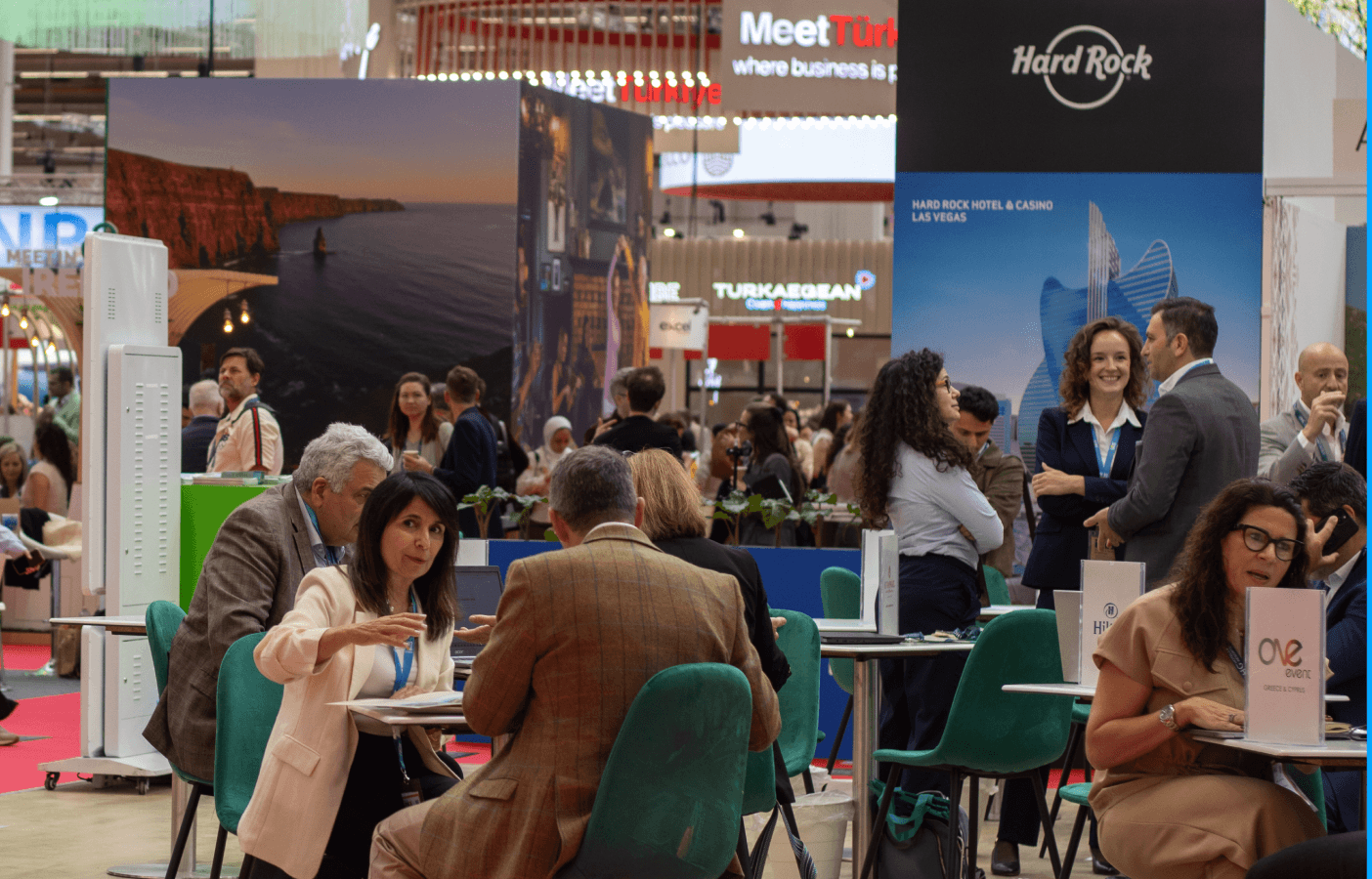 Event sponsorship: how to attract sponsors and build lasting partnerships