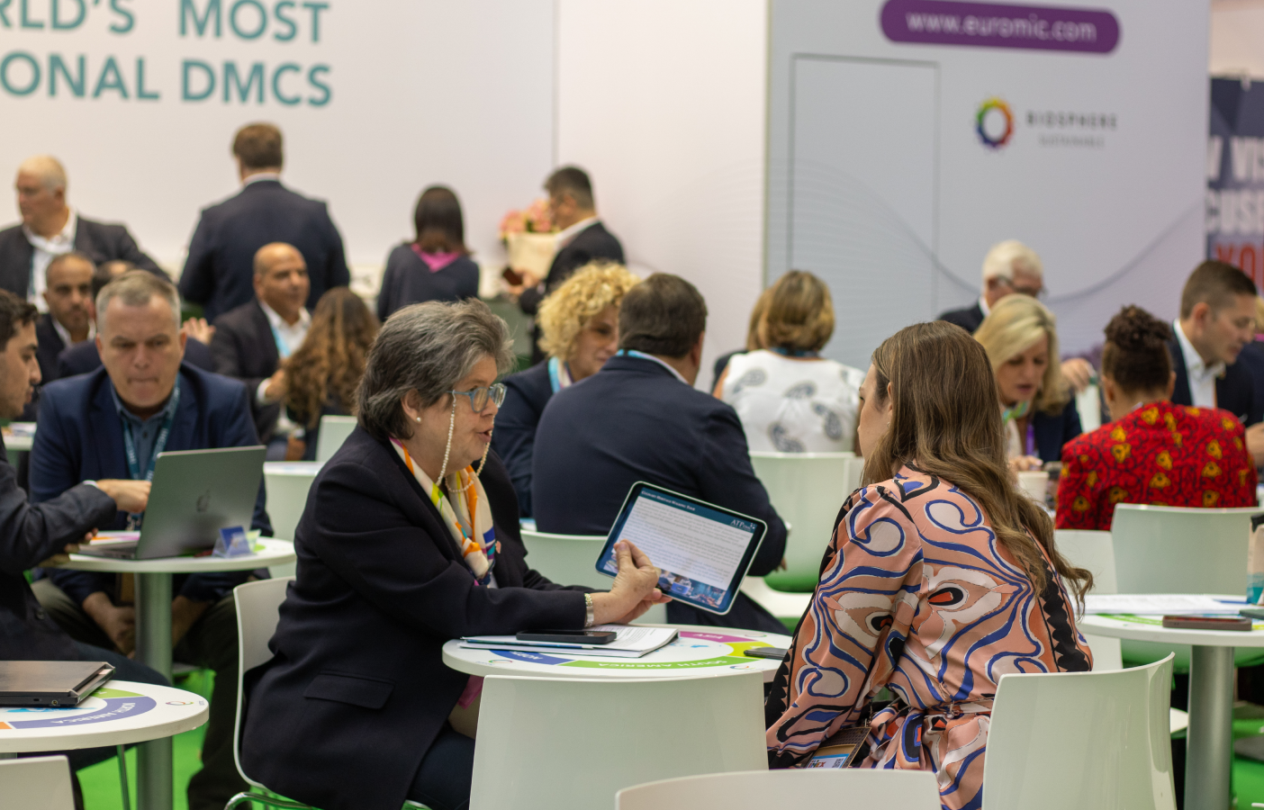 Event website features: essential tools for smooth event management and stronger attendee engagement